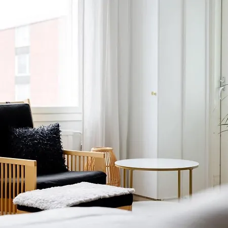 Design In The Center And Garage Hämeenlinna